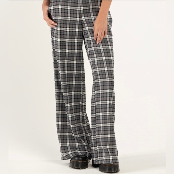 NWT RSQ Wide Leg Plaid Pants - M - Picture 2 of 5